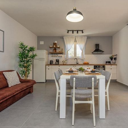 Apartment Bo&Dy With Private Pool Rogoznica  Luaran gambar