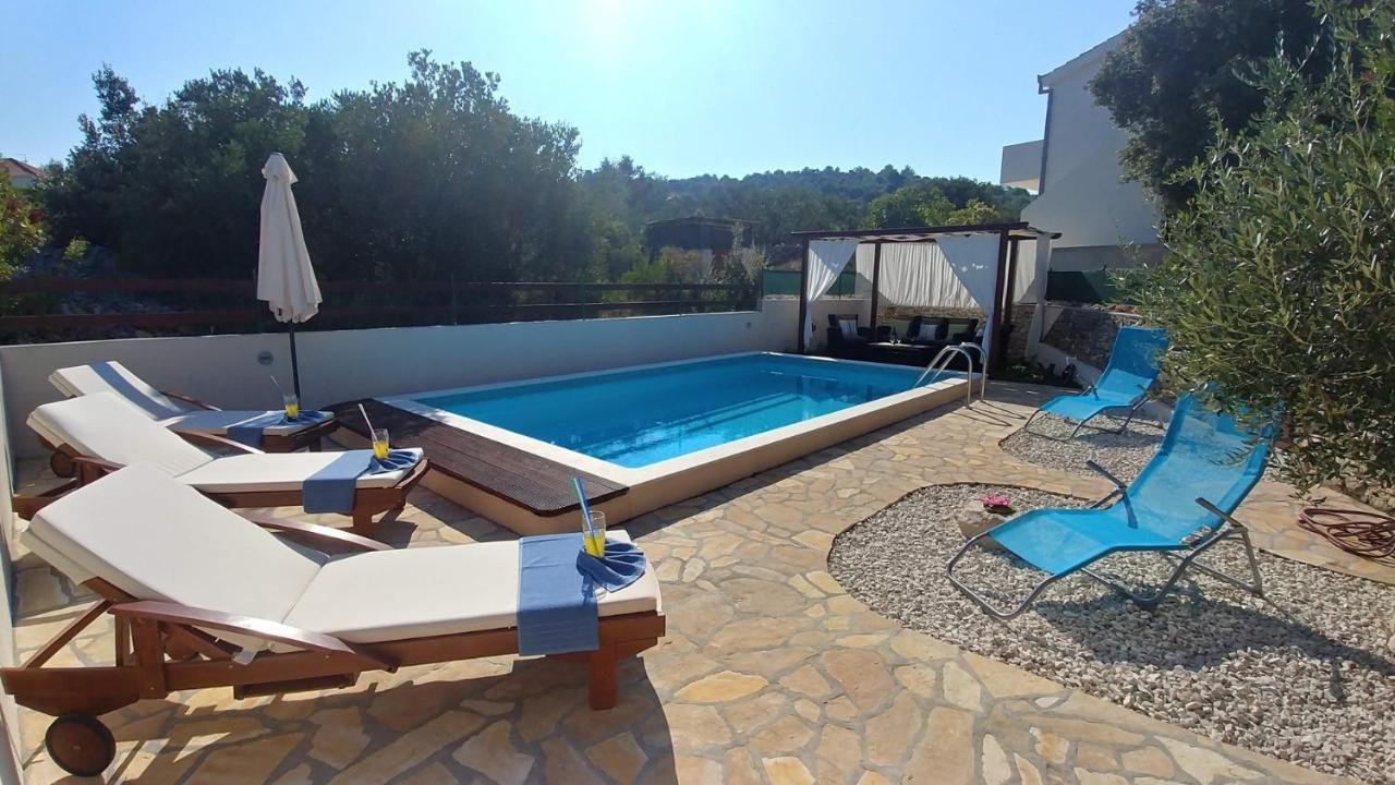 Apartment Bo&Dy With Private Pool Rogoznica  Luaran gambar