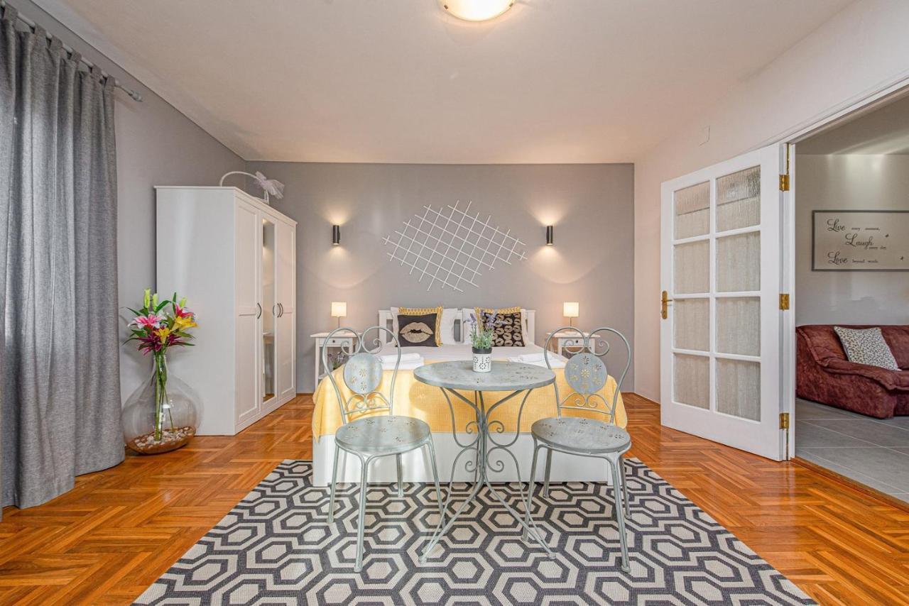 Apartment Bo&Dy With Private Pool Rogoznica  Luaran gambar